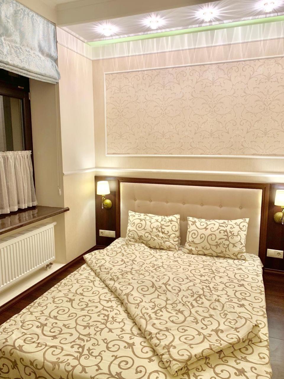 Two-Bedroom On Lesi Ukrainky إلفيف المظهر الخارجي الصورة