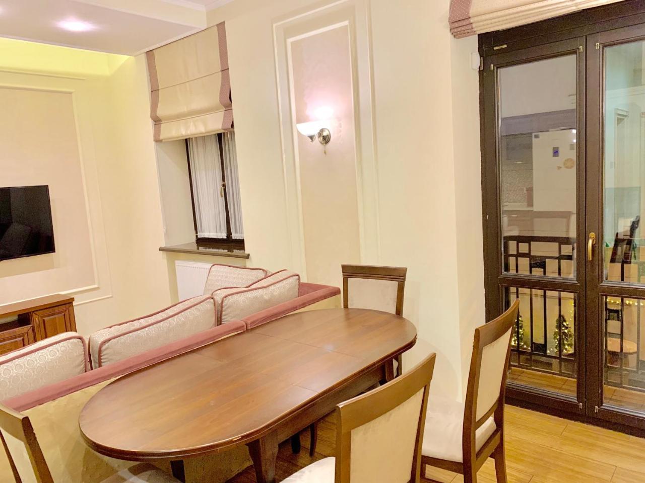 Two-Bedroom On Lesi Ukrainky إلفيف المظهر الخارجي الصورة