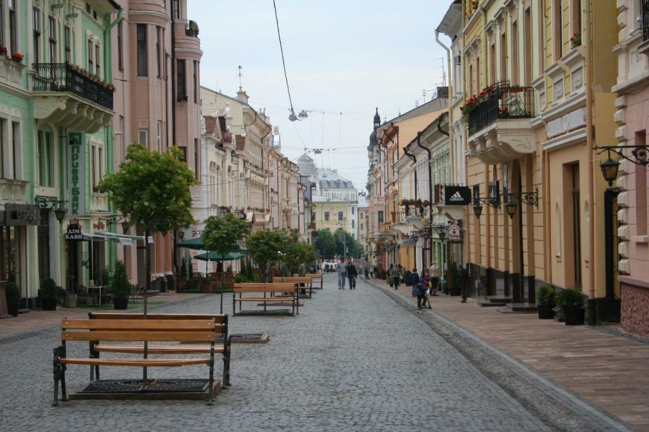 Two-Bedroom On Lesi Ukrainky إلفيف المظهر الخارجي الصورة